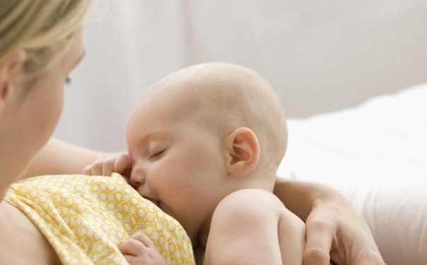 哺乳期可以用护肤品吗？哺乳期能用护肤品吗？(1)