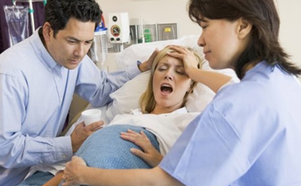 分娩时如何正确使力？分娩过程怎么用力最好？(1)