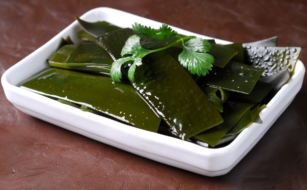 吃什么食物去黑眼圈？ 吃什么可以去黑眼圈？(1)