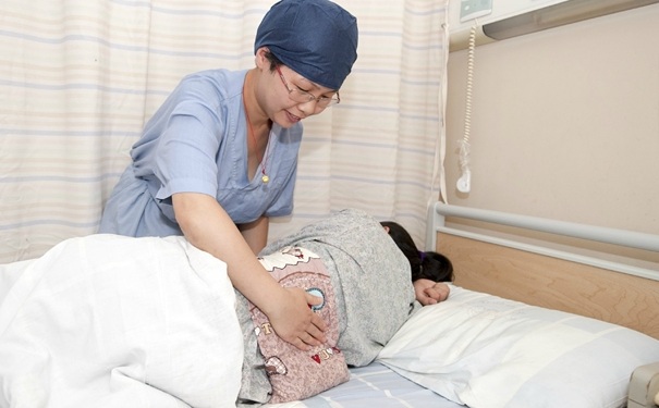 分娩时如何减轻疼痛？减轻分娩疼痛的方法有哪些？(1)