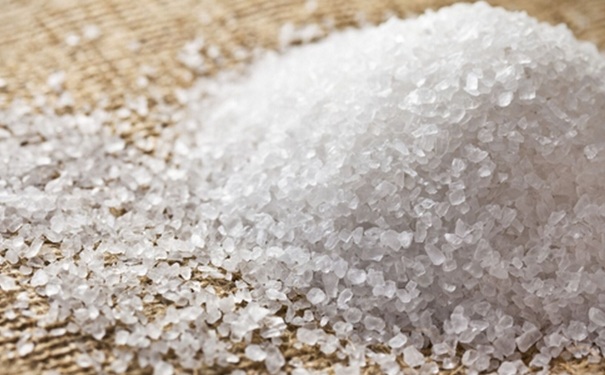 盐的美容妙用有哪些？盐的美容方法有哪些？(1)