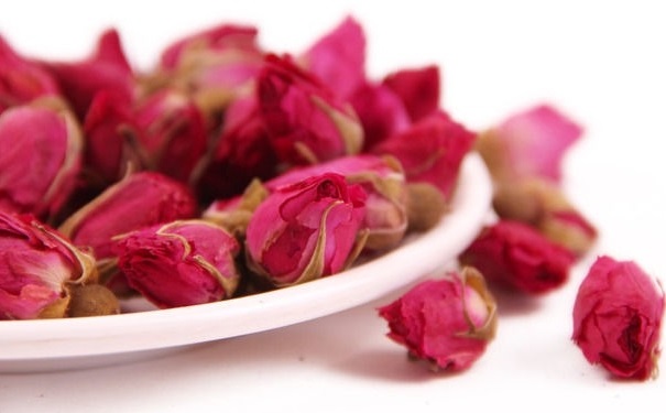 玫瑰花的功效有哪些？玫瑰花排毒要怎么做？(1)