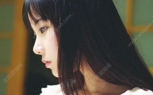 15岁女孩有白色分泌物是怎么回事？15岁乳头有白色分泌物怎么办？(5)