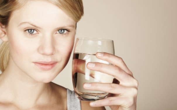 身体缺水有哪些表现？身体缺水的症状(1)