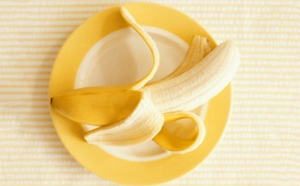 香蕉皮有什么妙用？香蕉皮的妙用(1)