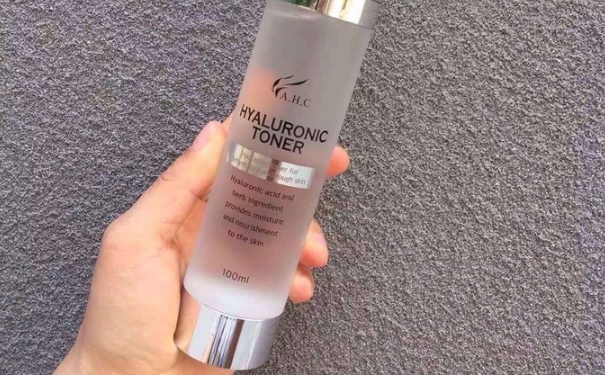 神仙水用了长痘痘怎么回事？为什么用神仙水长痘痘？(1)