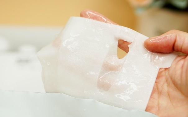 面膜使用要注意什么？面膜要怎么敷才正确？(1)