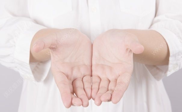 冬天手冷出汗是什么原因？冬天手冷出汗是怎么回事？(1)