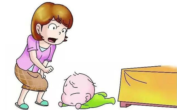 婴儿坠床的后遗症有哪些？宝宝坠床后观察多久？(1)