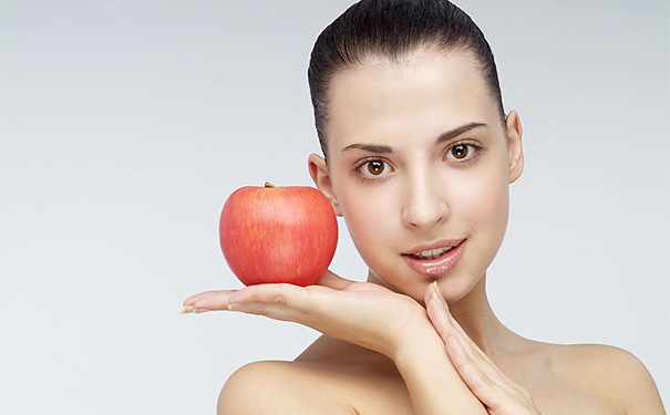 吃什么食物皮肤会变白？什么食物能让皮肤变白？(1)