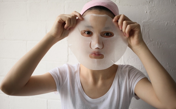 面膜可以敷脖子吗？脖子可以敷面膜吗？(1)