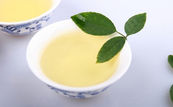 茶水洗脸有什么好处？茶水洗脸有什么功效？(1)