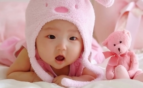 宝宝吐奶后还能再喂吗？宝宝吐奶后还可以喂奶吗？[图]