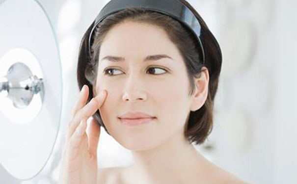 美白祛斑的方法有哪些？美白祛斑的护肤品(1)