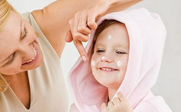 夏季如何有效防晒？夏季防晒小知识(1)