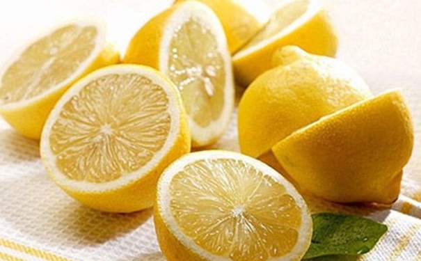 柠檬面膜怎么做？柠檬面膜的简单做法是怎样的？(1)