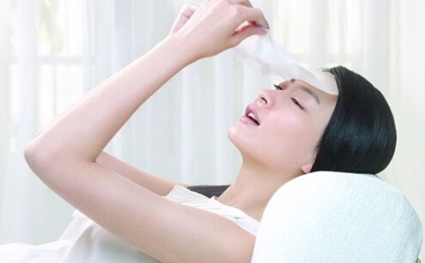 油性皮肤怎么控油？油性皮肤如何护肤？(1)