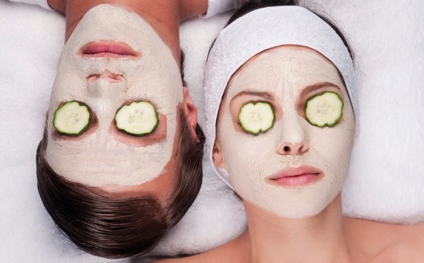 黄瓜敷脸有哪些好处？黄瓜敷脸的正确方法(1)