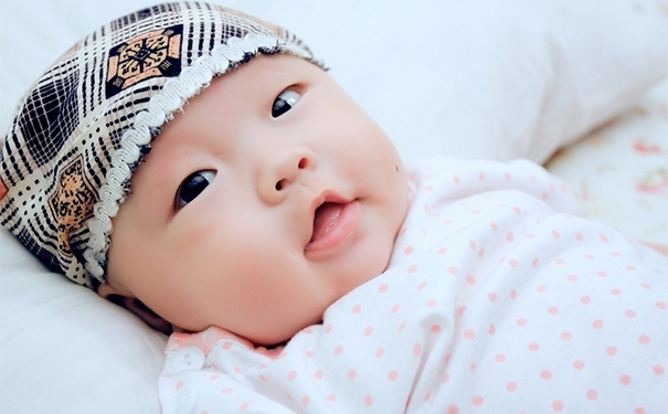 新生儿打嗝怎么办？新生儿打嗝不止怎么办？(1)