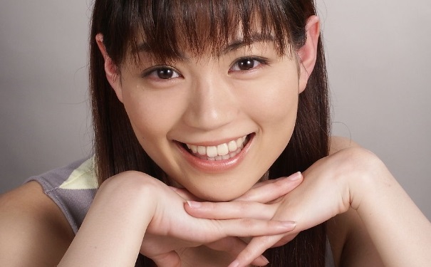 青春痘和成年人痘有什么区别？青春痘和成年人痘该怎么去除？(1)