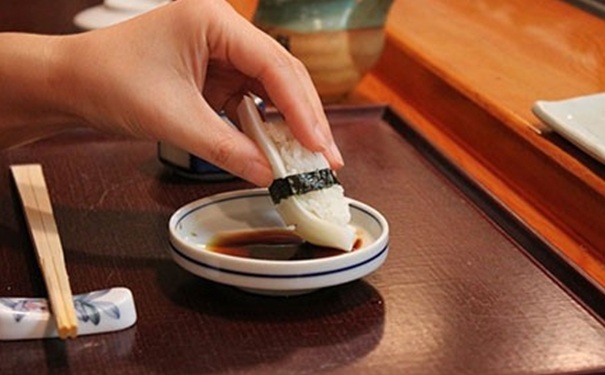 酱油吃多有什么坏处？吃酱油的坏处有哪些？[图]