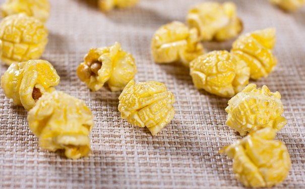 哪些食物吃了对皮肤不好？对皮肤有害的食物[图]