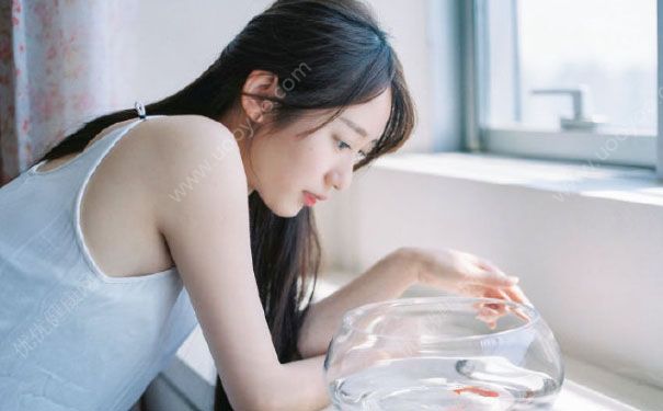 初中女生要穿小背心吗？初中女生穿什么样的小背心？(4)