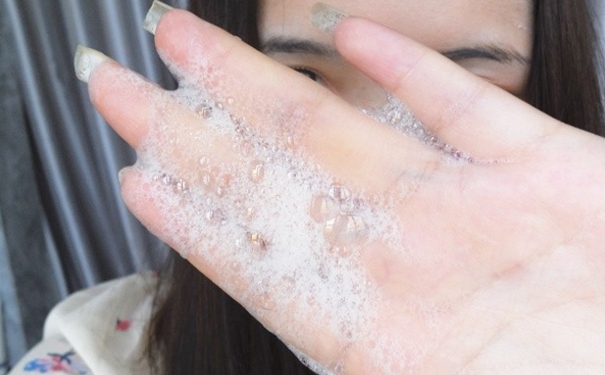 润发乳是洗发水吗？洗发水和润发乳的区别？(1)