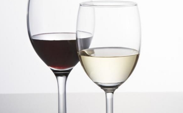 喝白酒胃疼怎么办？喝白酒胃烧怎么办？[图]