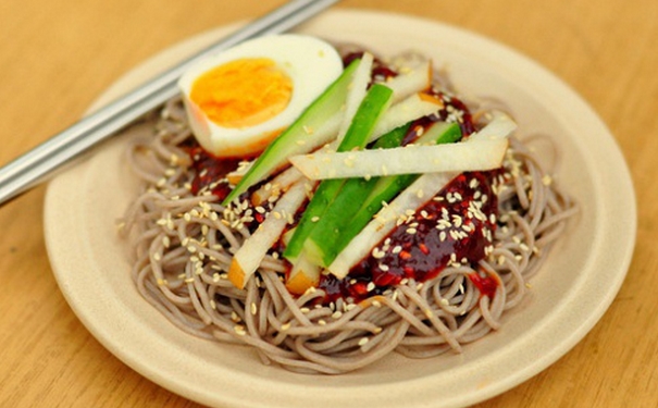 孕妇吃夜宵好不好？孕妇晚上吃夜宵好吗？(1)