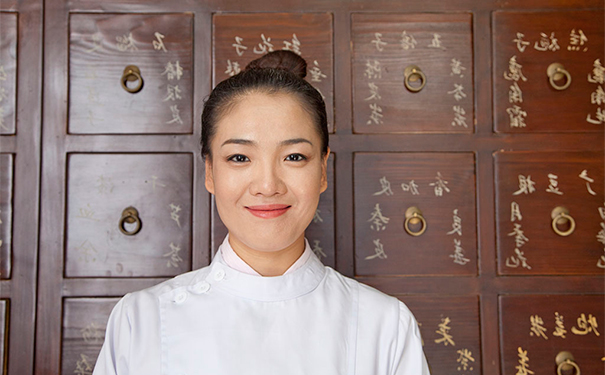 坐月子必须戴帽子吗？坐月子一定要戴帽子吗？(1)