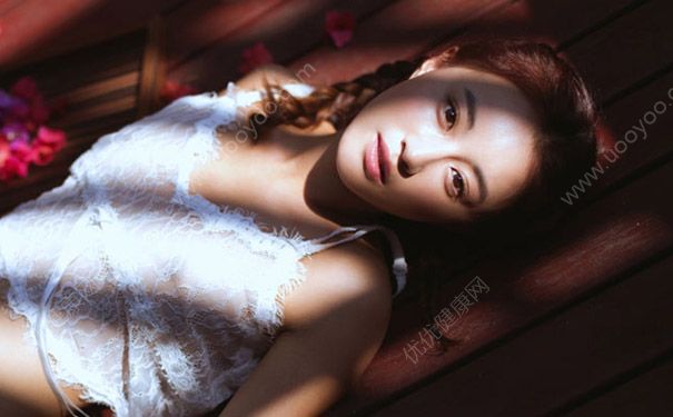 13岁女孩有白色分泌物咋回事？13岁女孩有白色分泌物正常吗？(4)