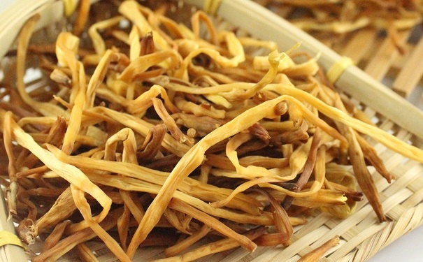 黄花菜的花蕊可以吃吗？黄花菜的花蕊能不能吃？[图]