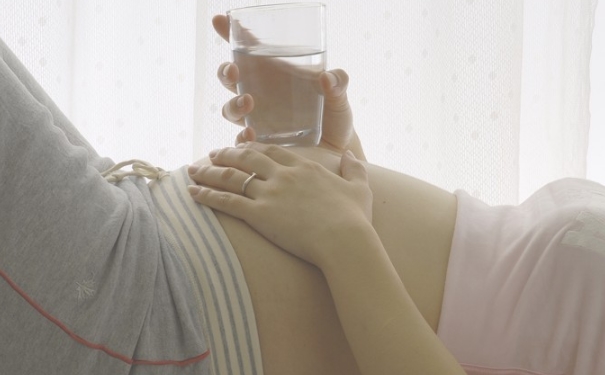 孕妇抑郁怎么办？孕妇抑郁吃什么食物好？(1)