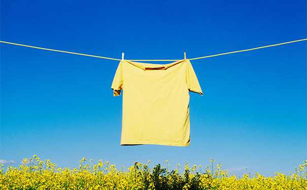 新买的内衣有很大的味道怎么回事？新买的内衣有股味道