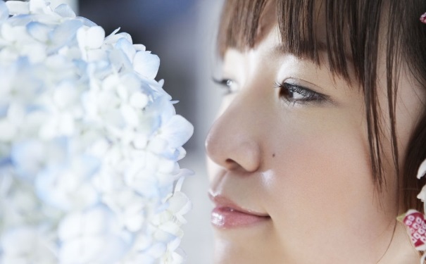 皮肤粗糙长痘怎么办？皮肤粗糙长痘怎样调理？(1)