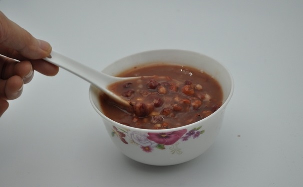 吃薏米红豆粥有什么禁忌？吃薏米红豆粥注意什么？(1)