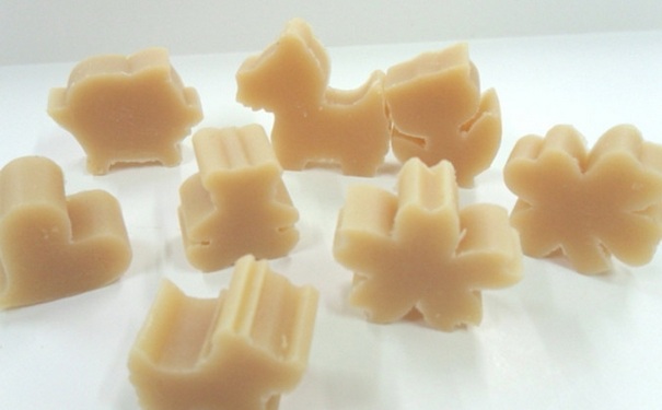 孕妇用什么洗脸最好？孕妇用什么洗脸？(1)