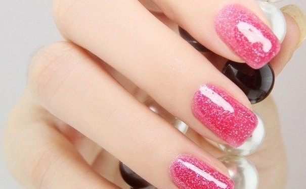 指甲油怎么能洗掉？去除指甲油的小妙招有哪些？(1)