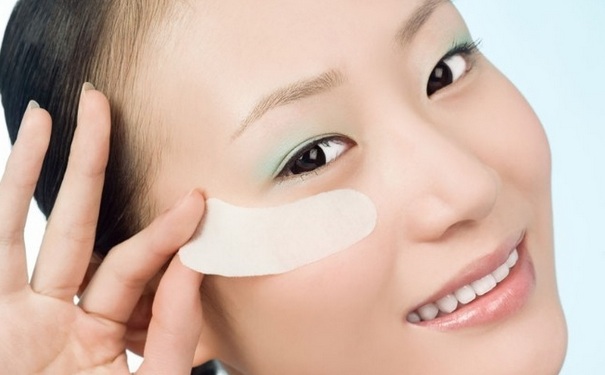 眼膜什么时候贴最好？什么时候贴眼膜效果最好？(1)