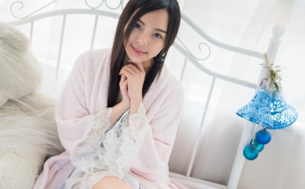 月经颜色发黑是怎么回事？月经的血是黑色的是怎么回事？(1)