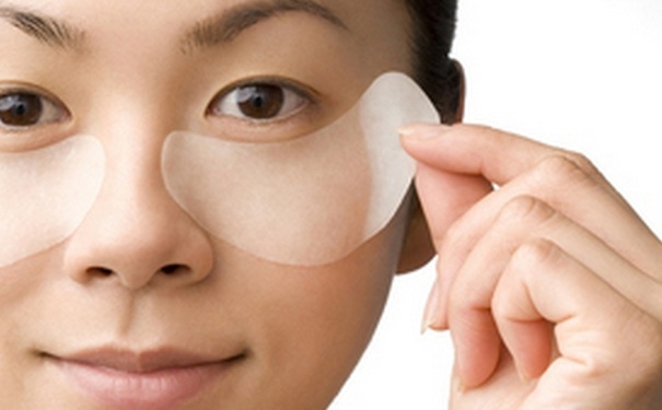 眼膜贴多长时间？眼膜敷多长时间？(1)