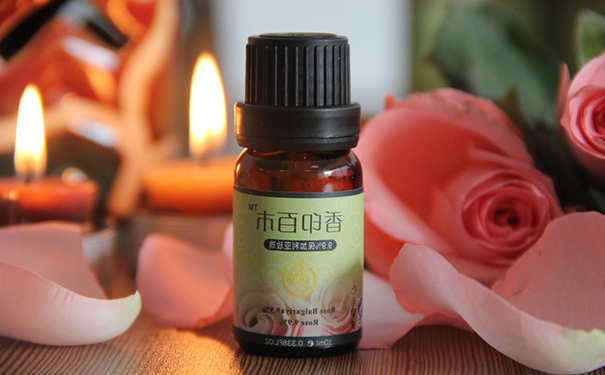 玫瑰精油有什么作用？玫瑰精油的功效与作用(1)