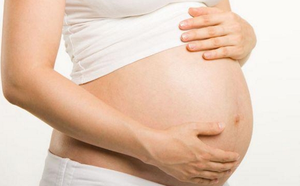 孕妇可以洗热水澡吗？孕妇能洗热水澡吗？(1)