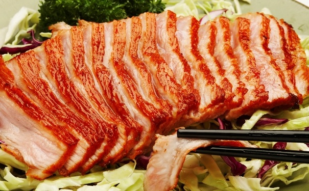 熏肉的制作方法是什么？熏肉为什么选用猪头肉？(1)