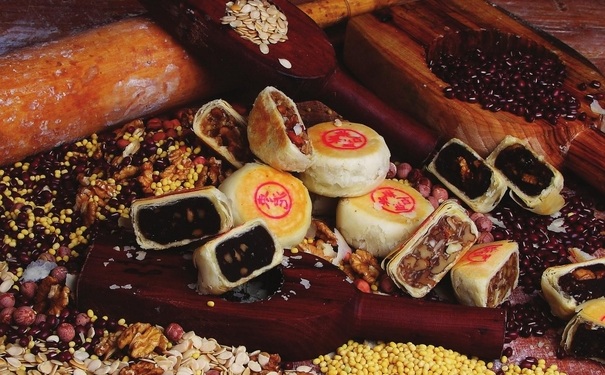 月饼是垃圾食品吗？月饼吃多了有什么危害？[图]