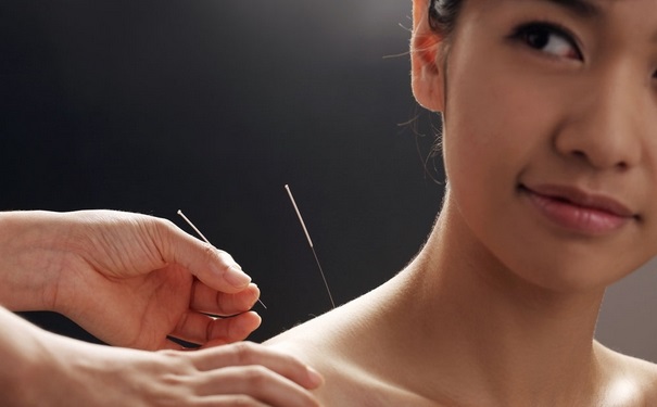 女性宫寒针灸什么穴位能好？女性怎么预防和治疗宫寒？(1)