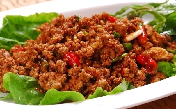 炒肉过程有什么秘诀吗？为什么炒肉片之前要用生粉上浆？(1)