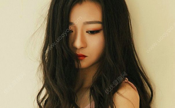 生理期长痘痘是怎么回事？生理期长痘痘怎么办？(3)