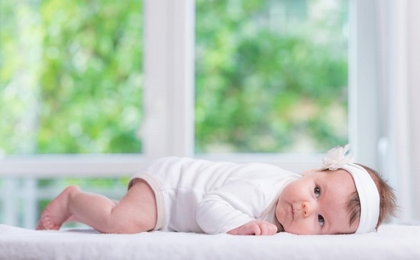婴儿视觉怎么训练？如何对新生儿进行视觉训练？(1)